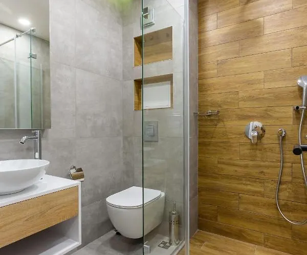 Апартамент Inter Поморие