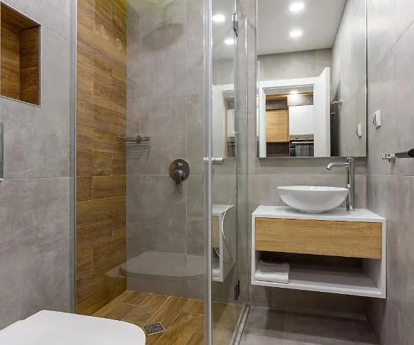 Апартамент Inter Поморие